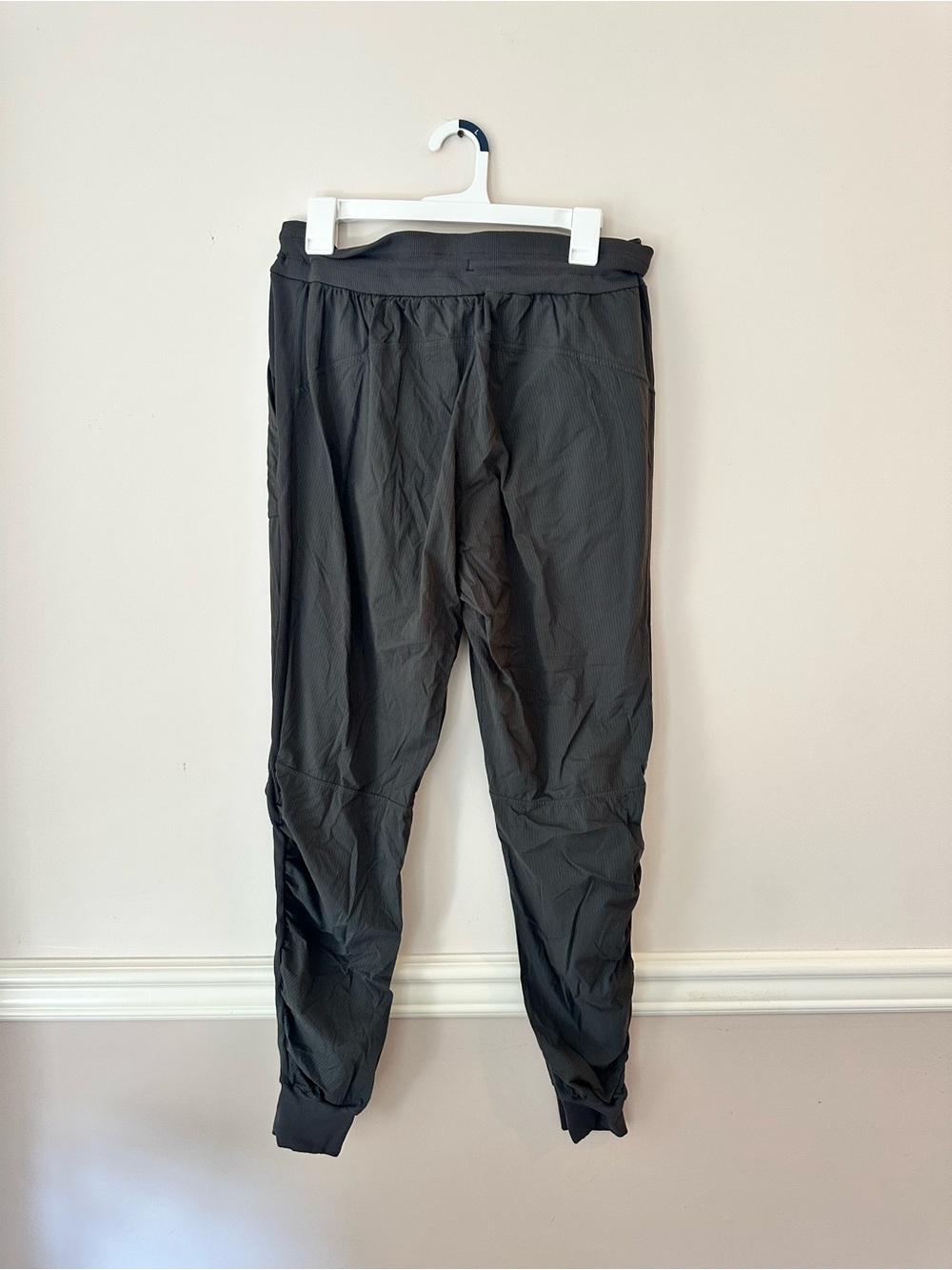 lululemon athletica Black Drawstring Jogger Pants - Picture 2 of 4